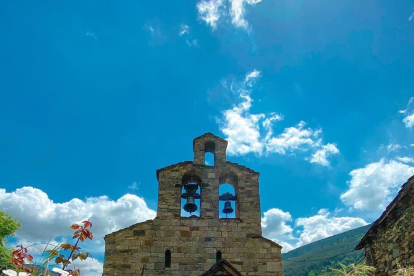 @jmroma66. Per visitar Santa Maria de Cardet i la resta d'esglésies de la Vall de Boí, consulteu el web vallboi.cat.