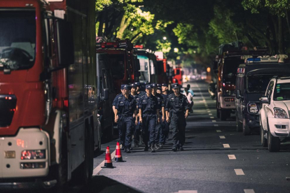 Al menos un muerto y 4 desaparecidos tras el derrumbe de un hotel en China