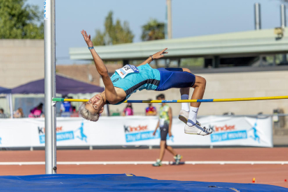 Martí Serra, al centre, durant la participació ahir en la prova de 100 metres.