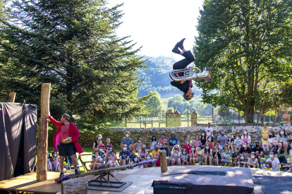 El pal xinès, protagonista de l’espectacle de Cirque entre Nous.