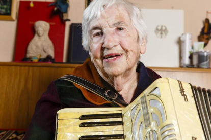 Enterrada en Hamburgo la superviviente de Auschwitz y activista antifascista Esther Bejarano