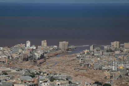 Vista de la ciudad de Derna, devastada tras las inundaciones.