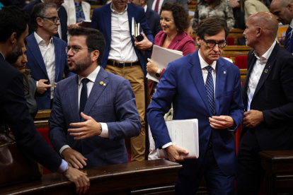 Pere Aragonès i Salvador Illa ahir en la jornada de clausura del debat de política general.