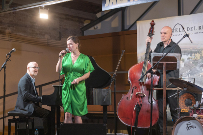 L’actuació de la cantant britànica Nel Begley, ahir al Jazztardor.