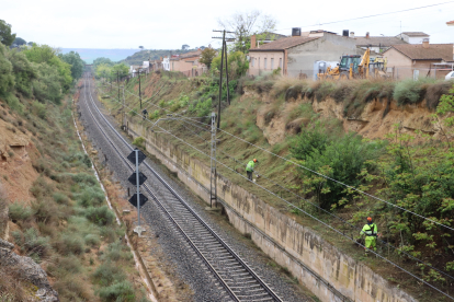 Imatge d’arxiu de la via fèrria al seu pas per Raimat.