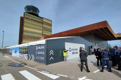 El dron de passatgers va fer un vol de prova a Alguaire sense persones a l’interior.