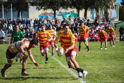 Imatge d’un dels partits de la selecció catalana que va acollir el camp lleidatà diumenge.