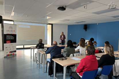 El taller sobre com parlar en públic al CEI de Balaguer.