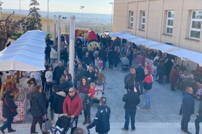 El mercat es va celebrar a la plaça de l’Ajuntament.