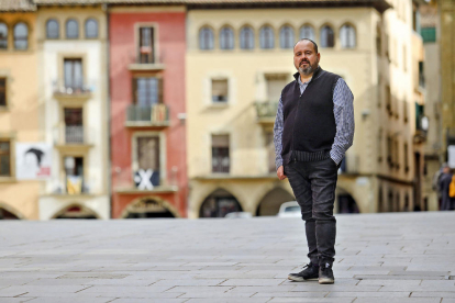 Joan Mena: “La gent com els meus pares va entendre la defensa del català com una defensa de les llibertats”