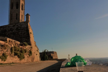 Una imatge deplorable del monument més emblemàtic de Lleida