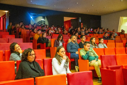 Uns 200 investigadors de l’IRBLleida van assistir ahir al tercer simposi anual a la Llotja.