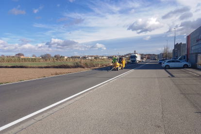 Aquesta setmana han finalitzat els últims treballs de millora i pintura d’aquesta carretera local.