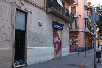 Imatge de la zona on va ocórrer el tiroteig mortal al barri del Poble-sec de Barcelona.