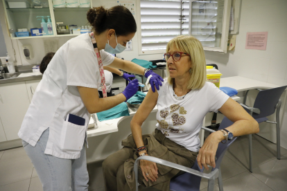 La campanya de vacunació contra la grip i la covid va començar a l’octubre.