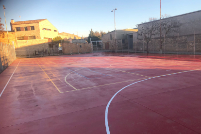 La pista esportiva de Sant Guim de la Plana.