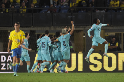 Els jugadors del Barça celebren el gol de la victòria a Las Palmas.