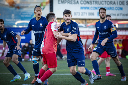 L’Atlètic Lleida, en imatge d’arxiu, va merèixer millor sort davant del Santboià.