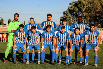 Formació de l’Artesa de Lleida en un partit recent.