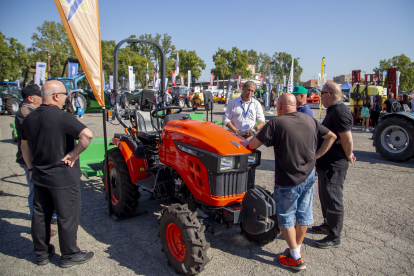 Des de fa més de deu anys els tractors alternaven l’assistència entre Sant Miquel i Sant Josep.