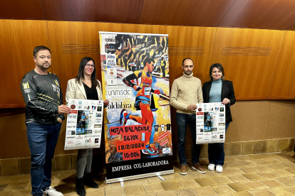 Els organitzadors de la Mitja Marató, ahir en la presentació.