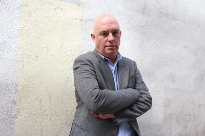 L’escriptor Albert Villaró, autor de la novel·la ‘Tercer origen’.