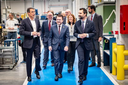 El president de la Generalitat, Pere Aragonès, durant la visita en una empresa aquesta setmana.