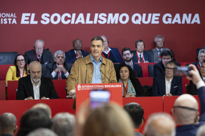 Sánchez durant el Consell de la Internacional Socialista.