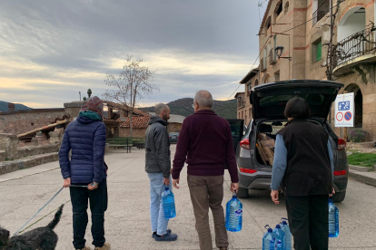 Repartiment d’aigua a Peramea el mes de febrer passat.