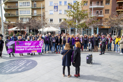 CCOO va convocar una concentració a Lleida, en què va procedir a la lectura d’un manifest.