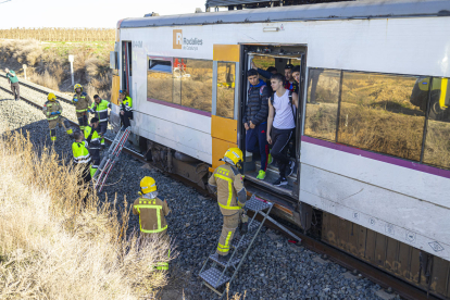 Al tren, que havia sortit de Lleida, viatjaven 130 passatgers.