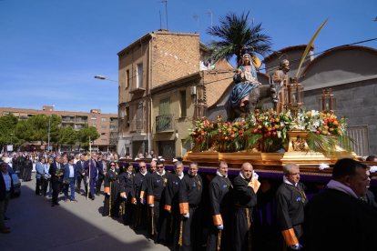 Esterri d’Àneu. Tradicional benedicció de palmes i branques d’olivera, a l’església parroquial de Sant Vicenç.