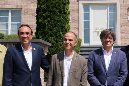 Josep Rull i Jordi Turull, en una visita a Carles Puigdemont a Waterloo el juliol del 2021.