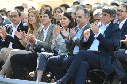 Protagonisme del món local ■ Carles Puigdemont va reunir regidors, alcaldes i representants del món local de Junts en un acte als Banys i Palaldà. Entre els assistents es trobaven els caps de llista per les quatre províncies, Mònica Sales, Sal ...