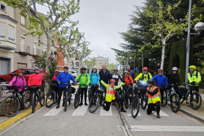 Quinze ciclistes van cobrir ahir dissabte la Ruta del Sió.