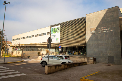 Façana de l’hospital universitari Santa Maria.