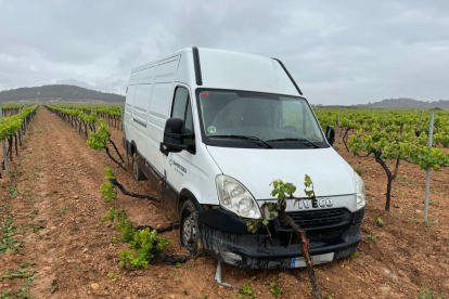 La furgoneta robada va aparèixer a Vilafranca del Penedès.
