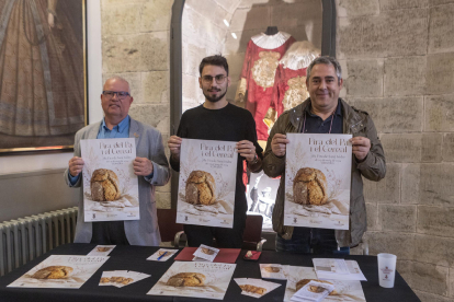 Presentació a la Paeria de Cervera del monogràfic del pa.