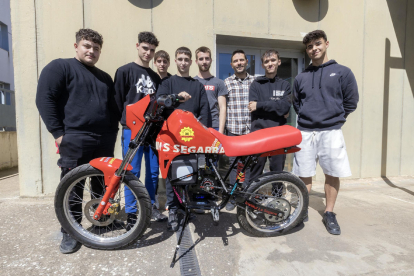 Part del grup d’estudiants que han participat en el projecte.