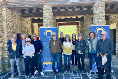 Participants ahir en la inauguració del nou festival de novel·la Tírvia Històrica.