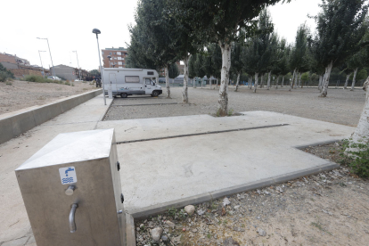 El pàrquing d’autocaravanes de la zona del Molí de l’Esquerrà de Balaguer.