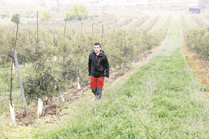 Un dels pagesos del Garrigues Sud que s’ha incorporat al sector primari.