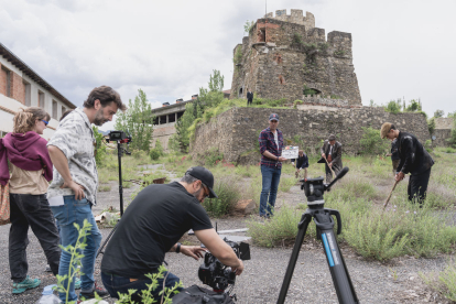 La productora ha rodat parts del documental a la torre blanca de la ciutadella de Castellciutat.
