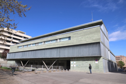 Façana del CAP Onze de Setembre.