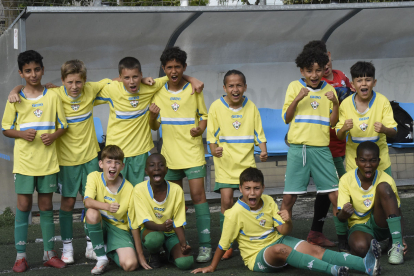 Un dels equips de la UE Balàfia, club organitzador, que van participar ahir en el torneig.