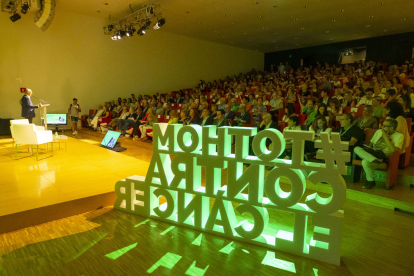 La sala Leandre Cristòfol de la Llotja, plena ahir a vessar durant la celebració del congrés.