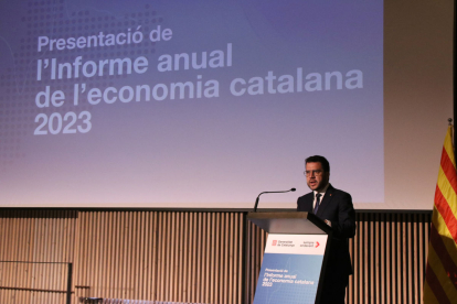 El president de la Generalitat en funcions, Pere Aragonès, durant la presentació de l’informe.