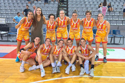 Una imatge de la plantilla del Força Lleida de Lliga Femenina 2.