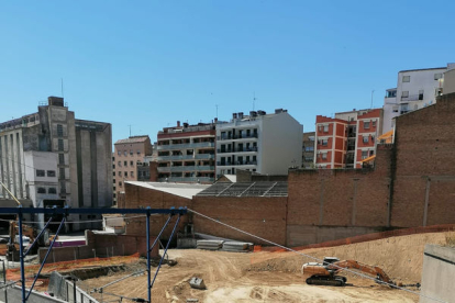 Les obres de l'estació d'autobusos, visibles també des de Pardinyes