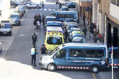 Al desallotjament hi va haver efectius dels Mossos d’Esquadra.